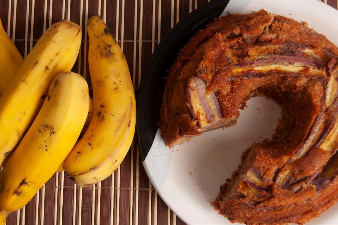 Bolo de banana sem farinha de trigo: faça receita em 40 minutos